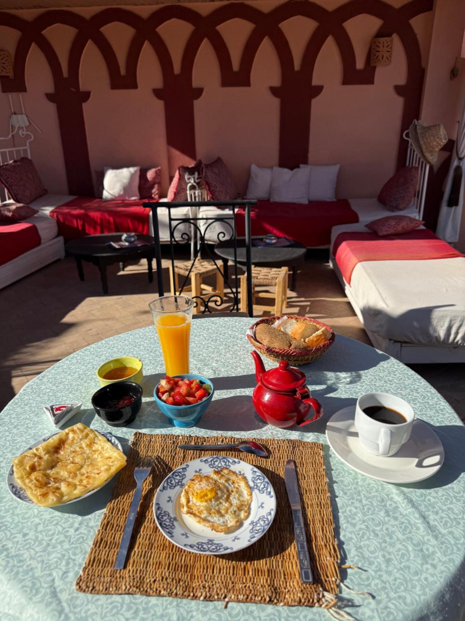 Dar Fangui Hotel Marrakesh Buitenkant foto
